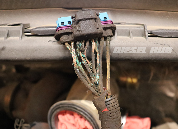 damaged valve cover gasket connector