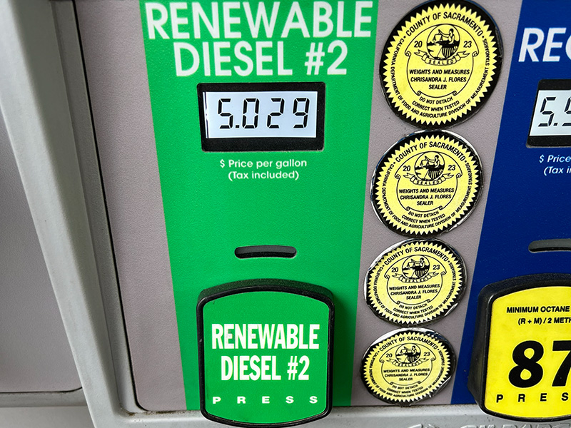 Renewable diesel label