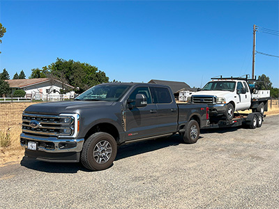 Ford F-250 towing a Ford F-350