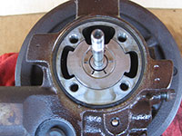 Thrust bearing and thrust washer removal
