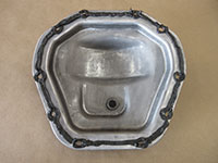 Silicon sealant applied to differential cover
