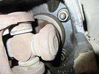 front wheel hub assembly retaining studs and nuts